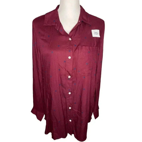 NEW‎ Old Navy Women’s Medium Burgundy & Blue Polka Dot Button Down Tunic NEW - Picture 2 of 5